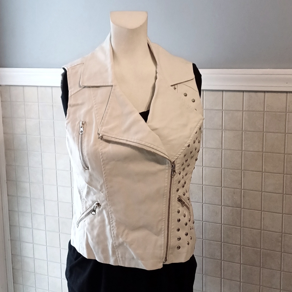 2b Bebe Rocker Style Pleather Vest